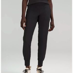 Lululemon Align jogger